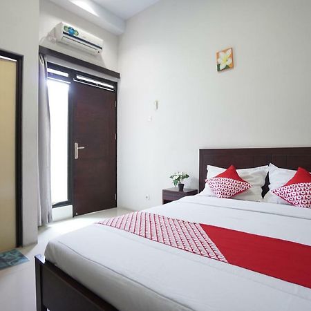 Elite Residence Manado Exteriör bild